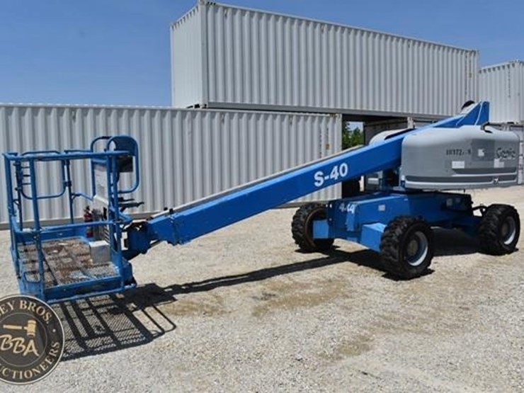 2015-genie-s40-image-21