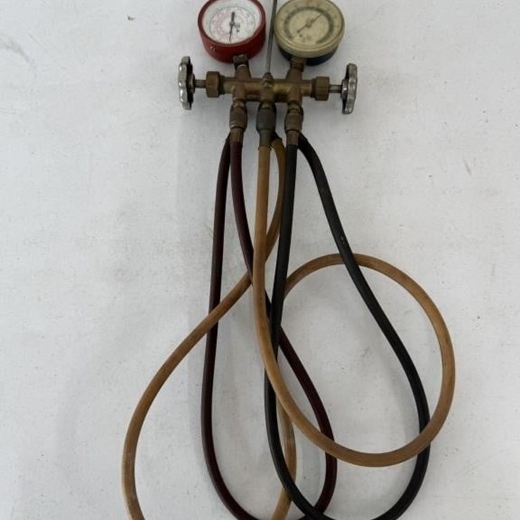 HVAC AC Manifold Hoses & Gauges