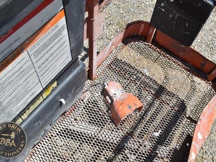 2016-jlg-450aj-image-35