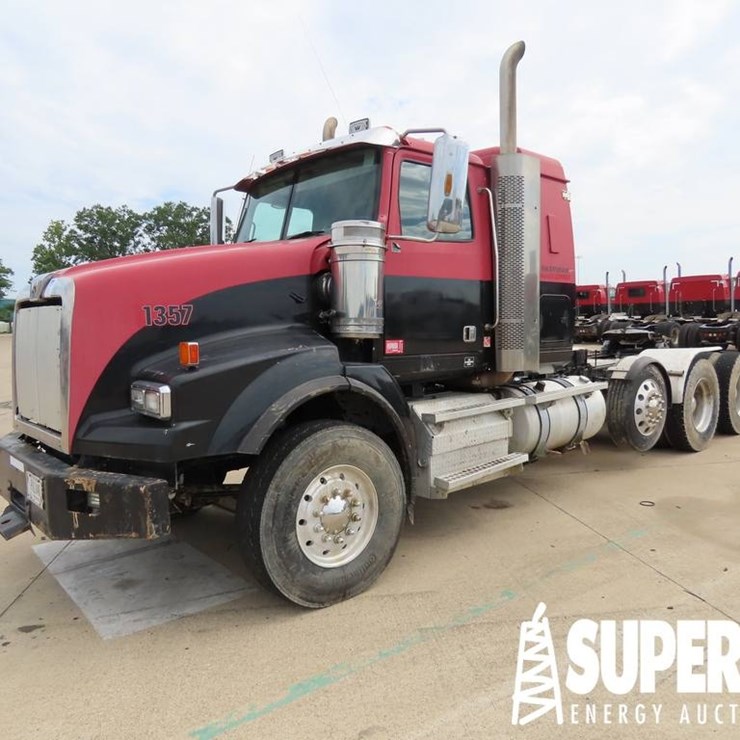 2014 WESTERN STAR 4900