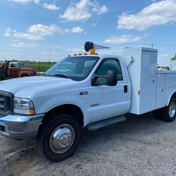 2003 FORD F550