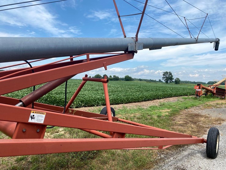 hutchison-10x71,-swingaway-auger-image-6