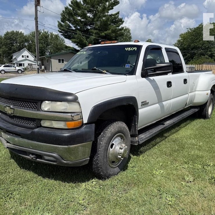 2001 CHEVROLET 3500