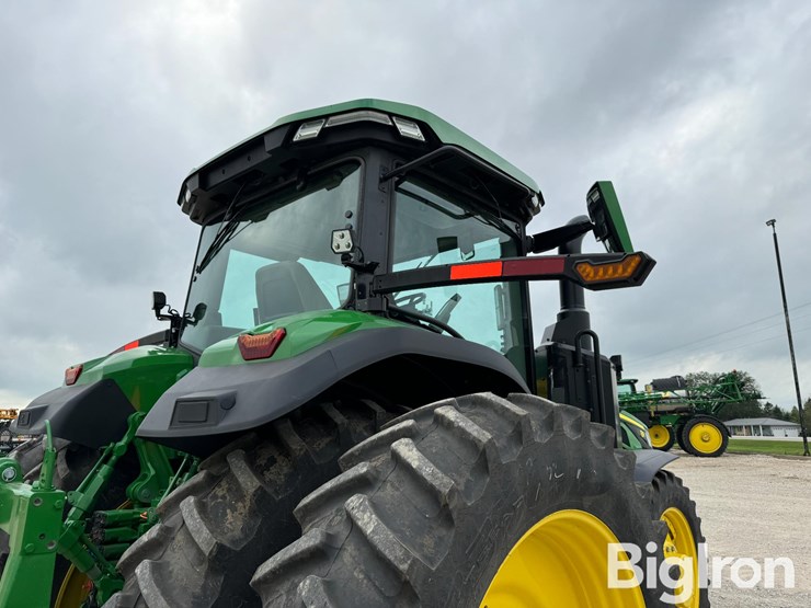 2023-john-deere-8r-250-image-16