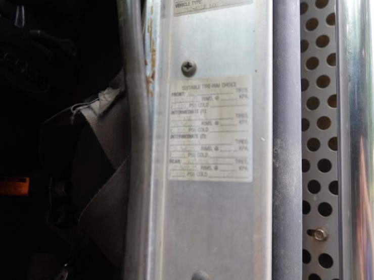 2007-kenworth-t800-image-14