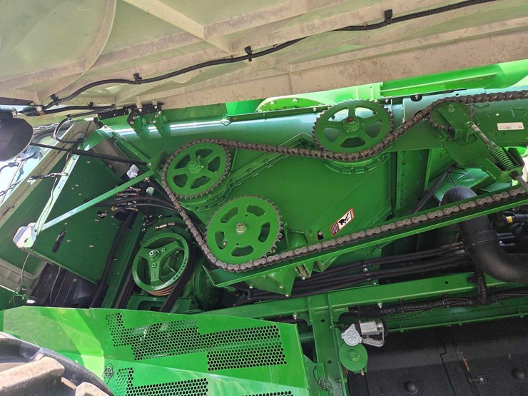 2015-john-deere-s680-image-39