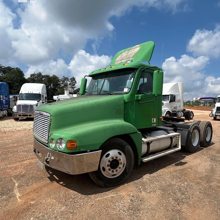 2001 FREIGHTLINER CENTURY 120