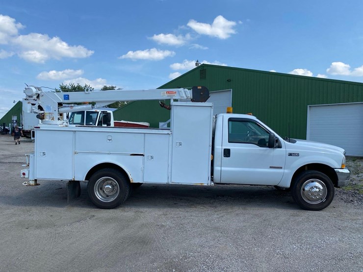 2003-ford-f550-image-4