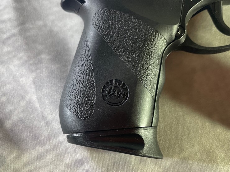 #4385-•-taurus-pt-22-22-lr-pistol,-sn:-05870y-image-6