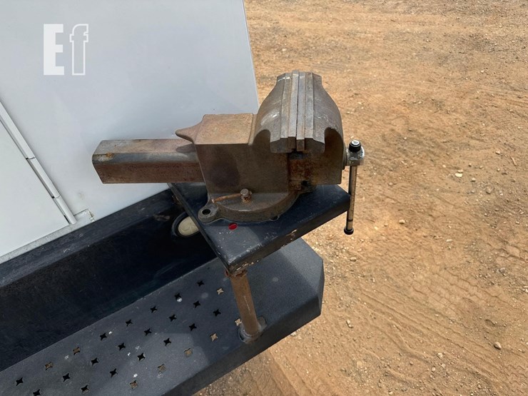 2016-ford-f350-image-8