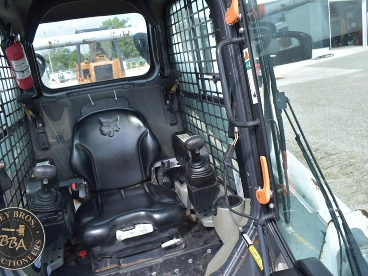 2017-bobcat-s570-image-48
