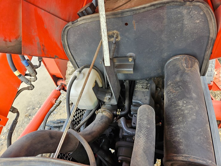 #20866-•-2008-kubota-l3240-tractor-image-16