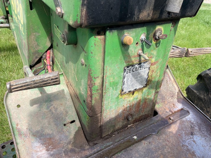 john-deere-4020-image-41