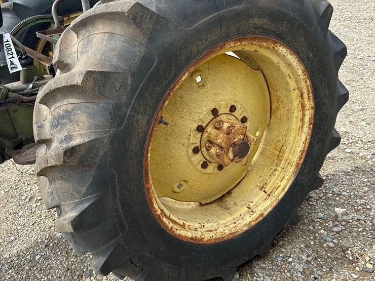 john-deere-420-image-7