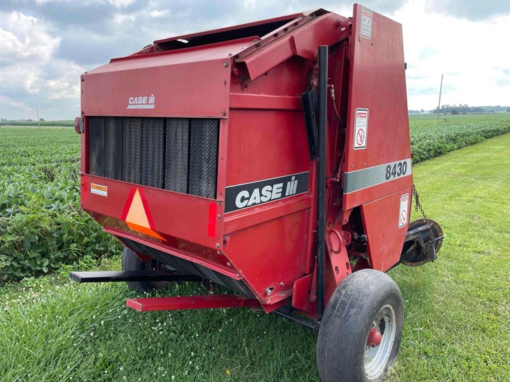 case-8430-round-baler-image-21