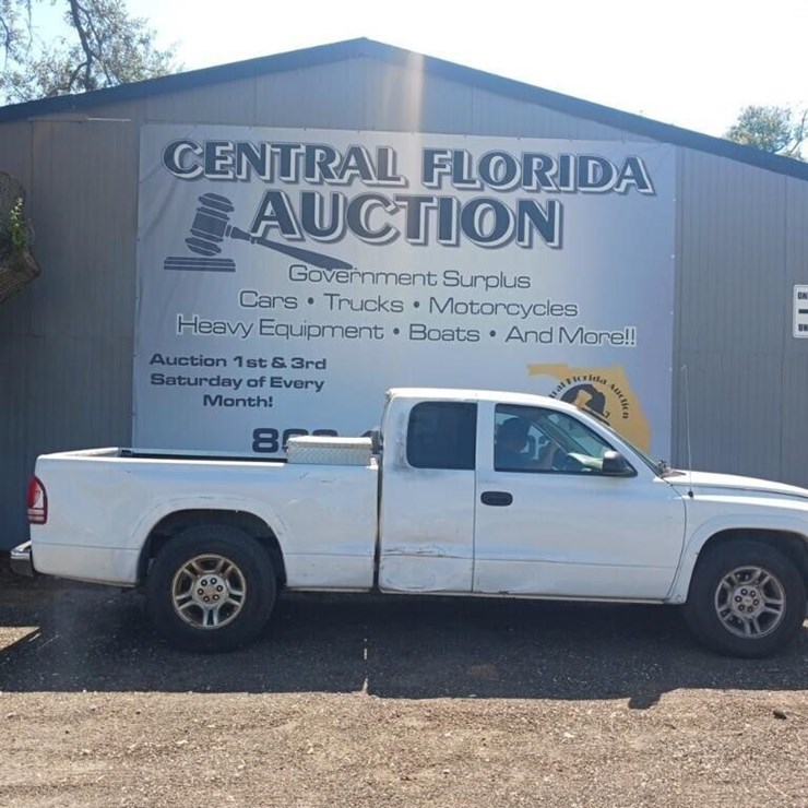 2004 DODGE DAKOTA