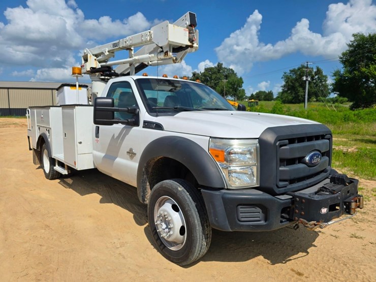 2014-ford-f550-image-5