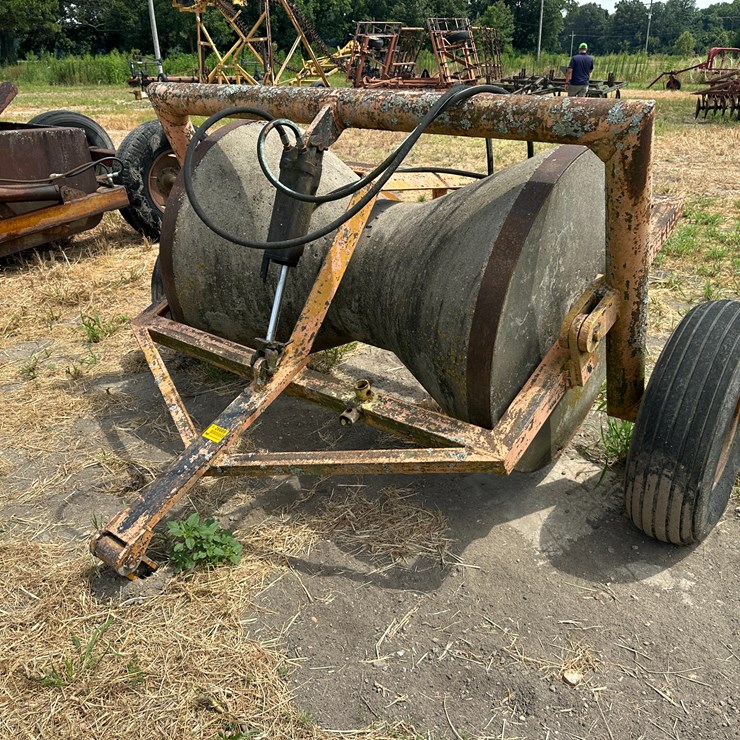 #26609 • Levee Packer