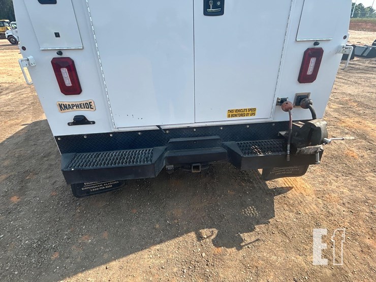 2020-ford-f350-xl-image-21