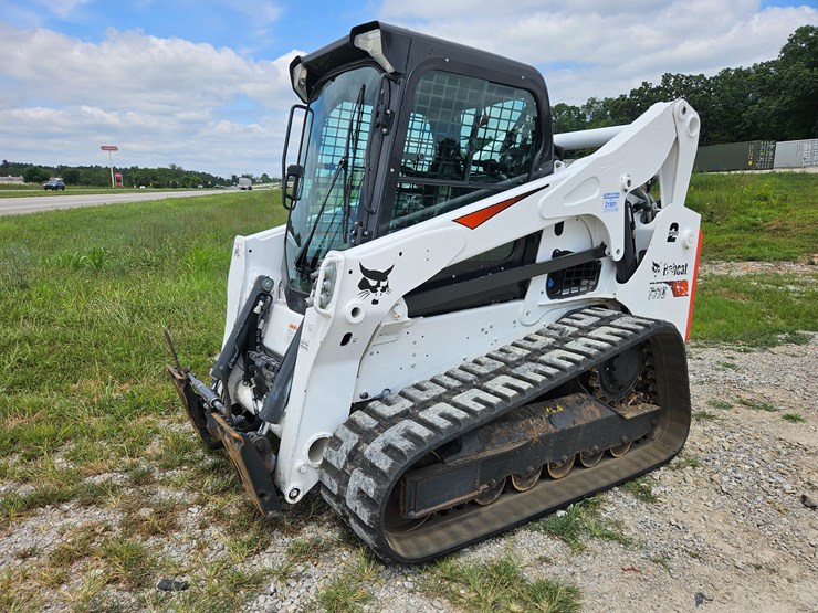 2021-bobcat-t770-image-3