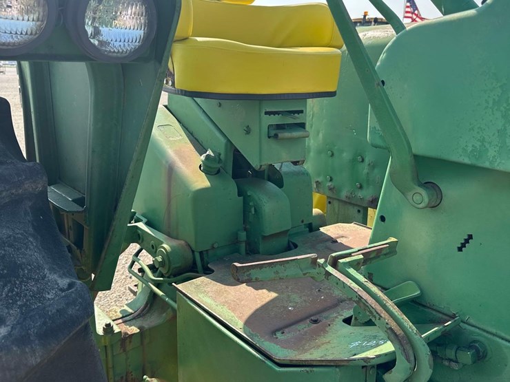 john-deere-4020-image-6