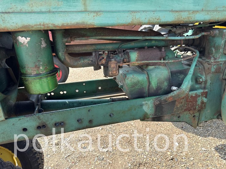 john-deere-b-image-4