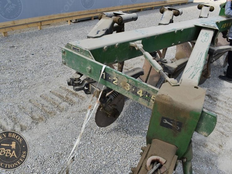 john-deere-2700-image-48