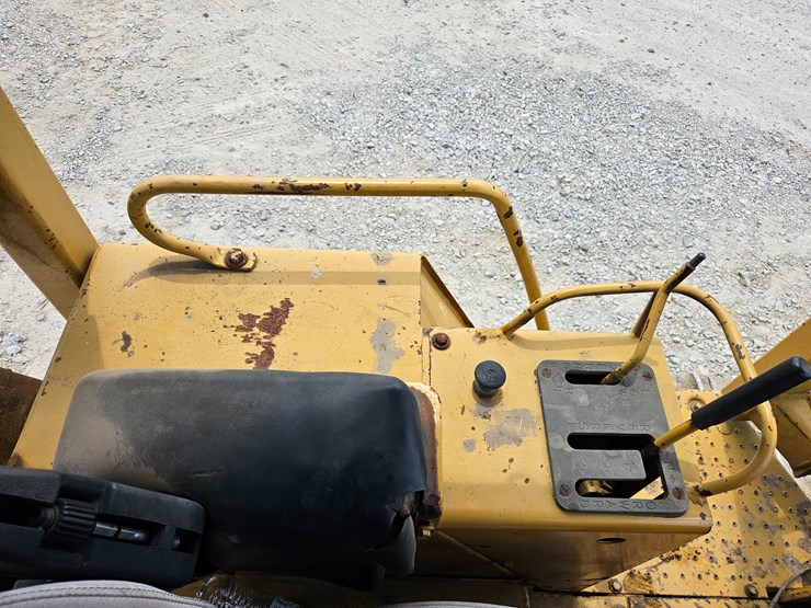 caterpillar-d4c-image-42