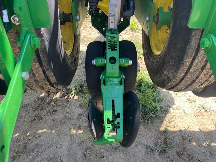 2012-john-deere-1790-image-14