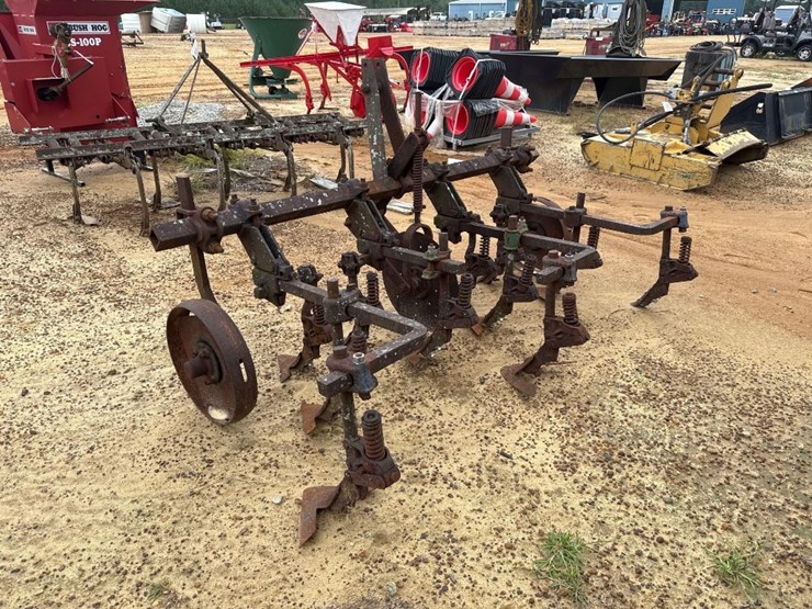 114---2---row-cultivator-tool-bar-image-3