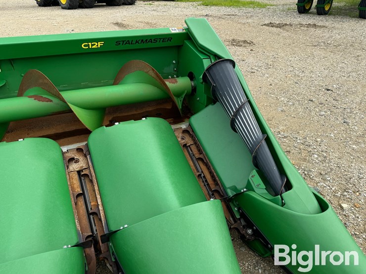 2022-john-deere-c12f-image-14