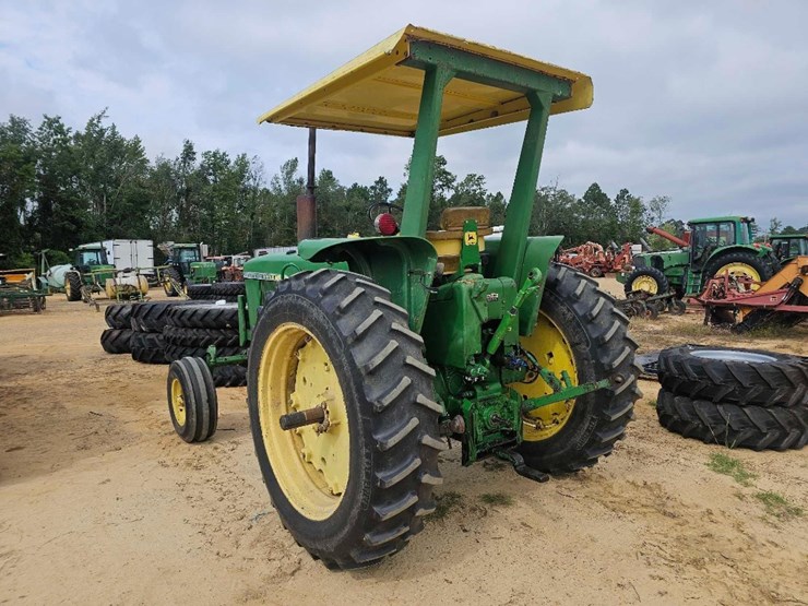 1970-john-deere-3020-image-3