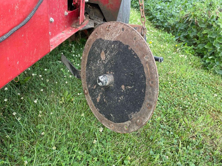 case-8430-round-baler-image-6