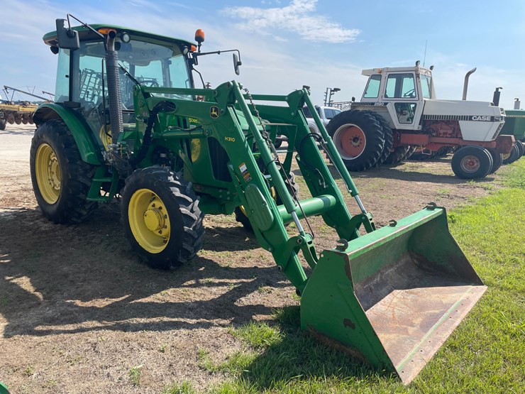 john-deere-5085m-image-4