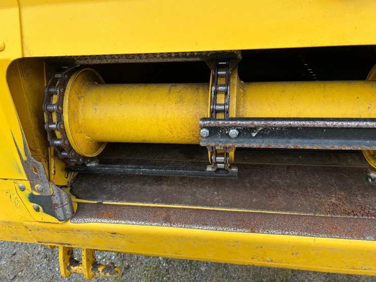 2023-new-holland-cr10.90-image-24