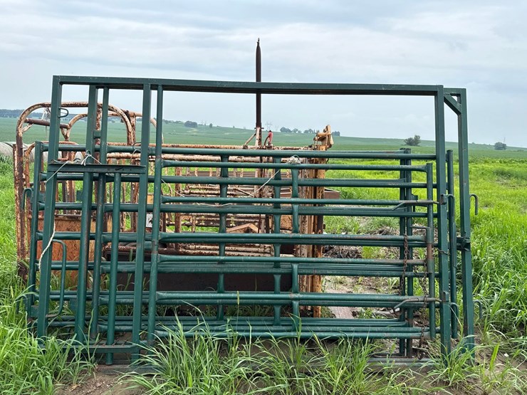 9-1/2ft-x-9-1/2ft-calving-pen-image-1