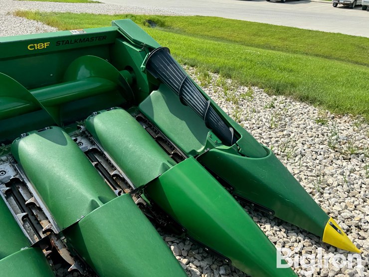 2022-john-deere-c18f-image-20