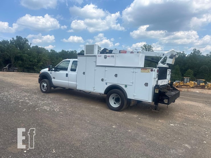 2015-ford-f550-image-3