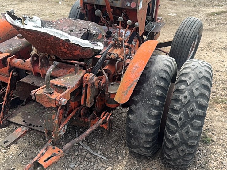 jacobsen-tractor-image-8