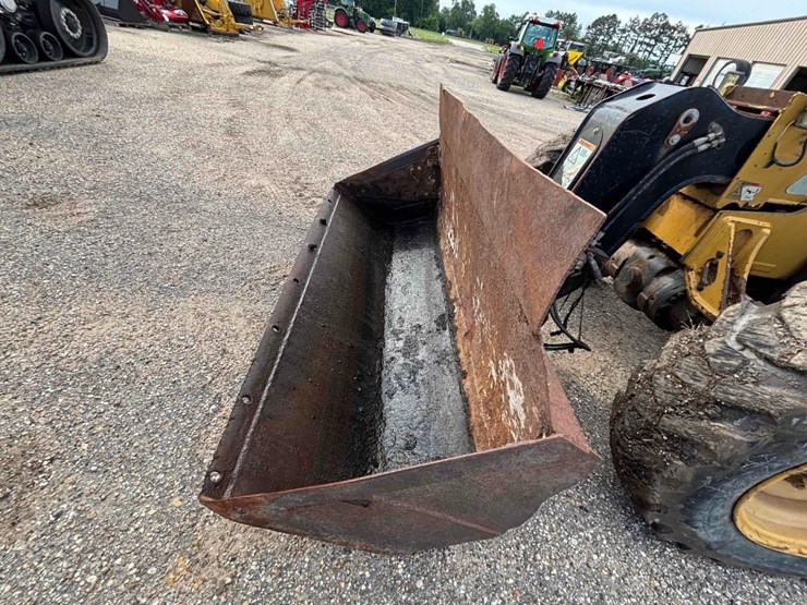caterpillar-th407c-image-65