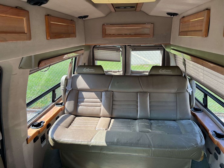 2002-ford-e250-image-20