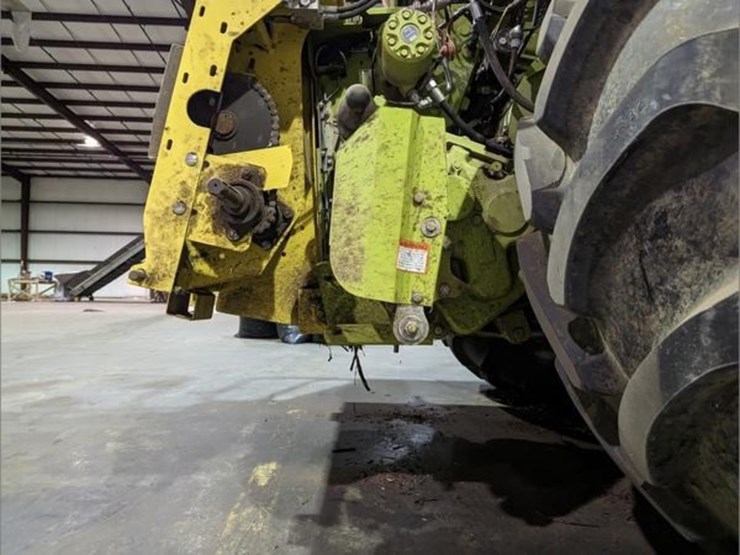 2017-claas-jaguar-860-image-28