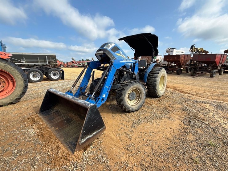 new-holland-60-image-2