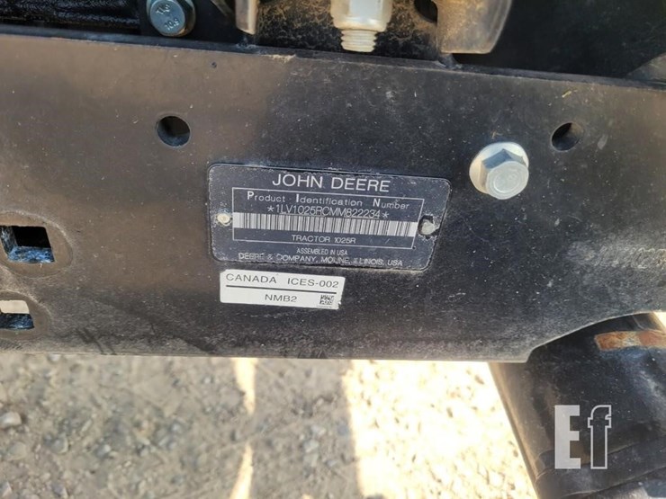 john-deere-1025r-image-12