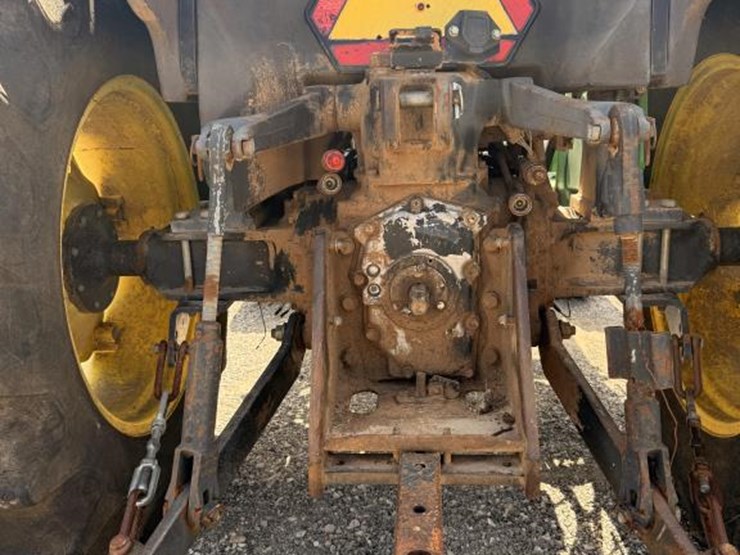 john-deere-5205-image-9