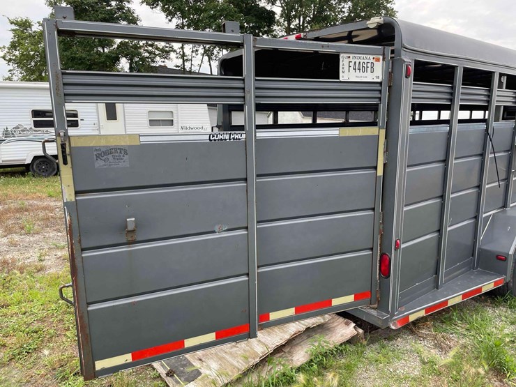 2000-24'-corn-pro-livestock-trailer-image-22