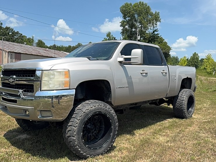 2007-chevrolet-2500-image-1