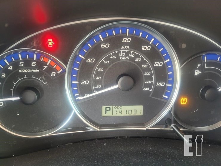2013-subaru-forester-image-17