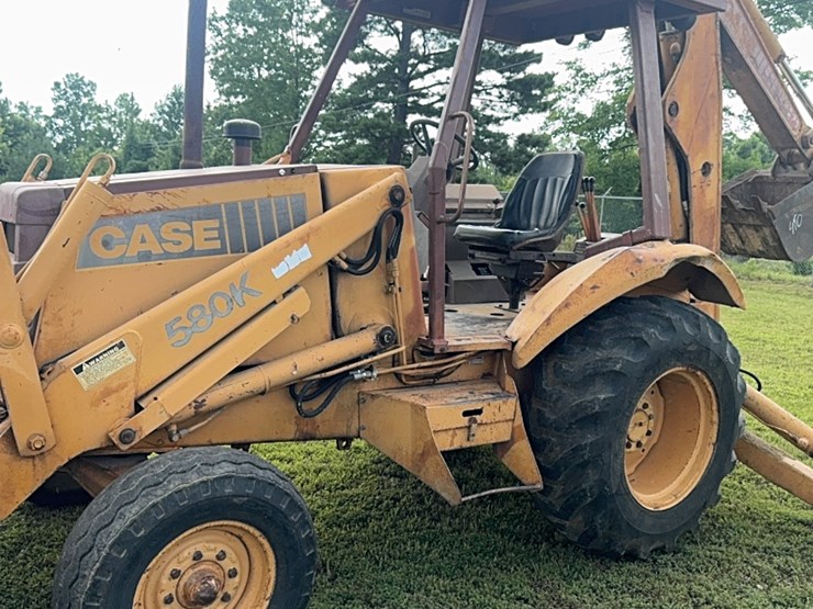 case-backhoe-image-10