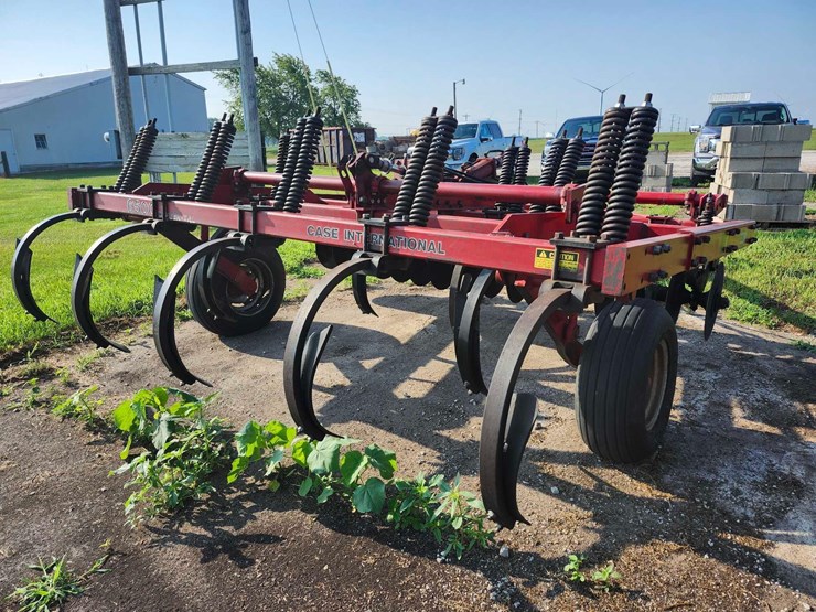 case-ih-6500-image-9